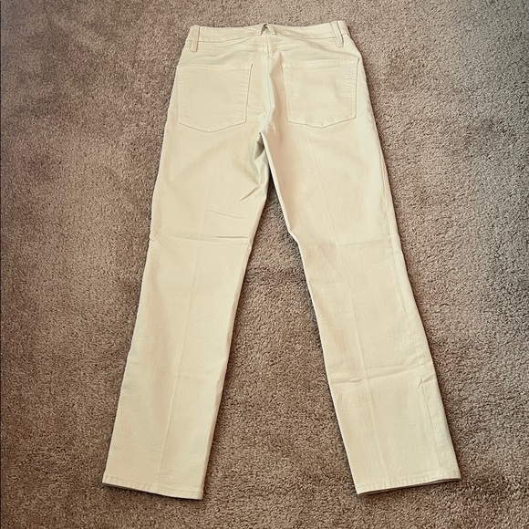 Good American Good Classic Slim Straight Bone Jeans - Picture 6 of 9